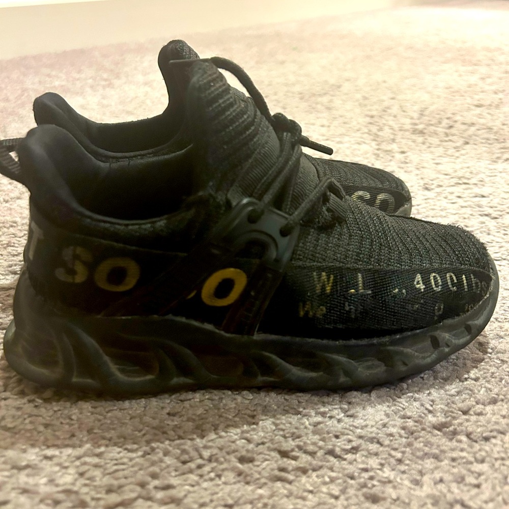 Sneakers | Amazon